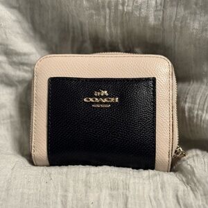 Coach Colorblock White and Navy Blue Bi-fold Wallet